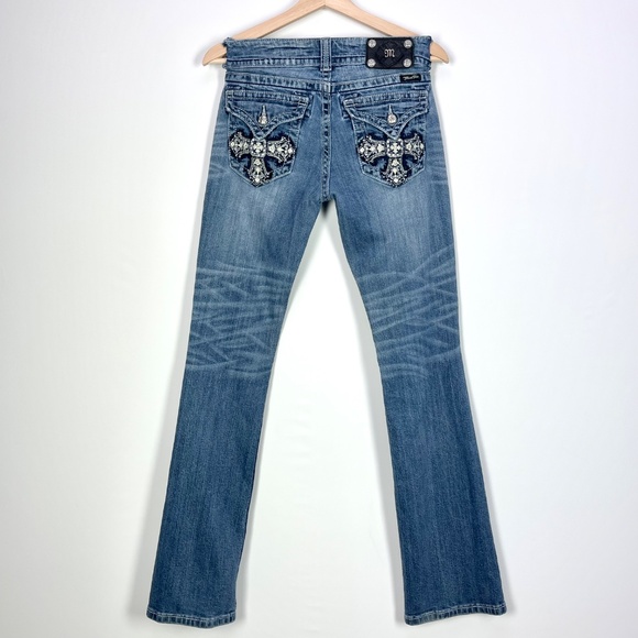 Miss Me Boot Distressed Studded Cross Womens Jeans 28 JP5006B1D Y2K Western - Picture 1 of 11